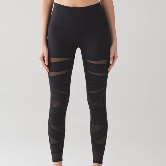 Lululemon Tech Mesh Tight - Picture 2 of 7